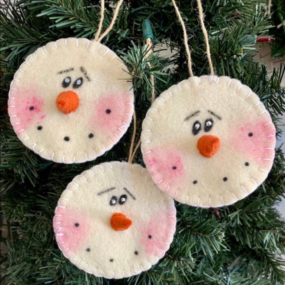 Set of 3 Primitive Holiday Christmas Tree Felt Ornaments ~ Frosty The Snowman